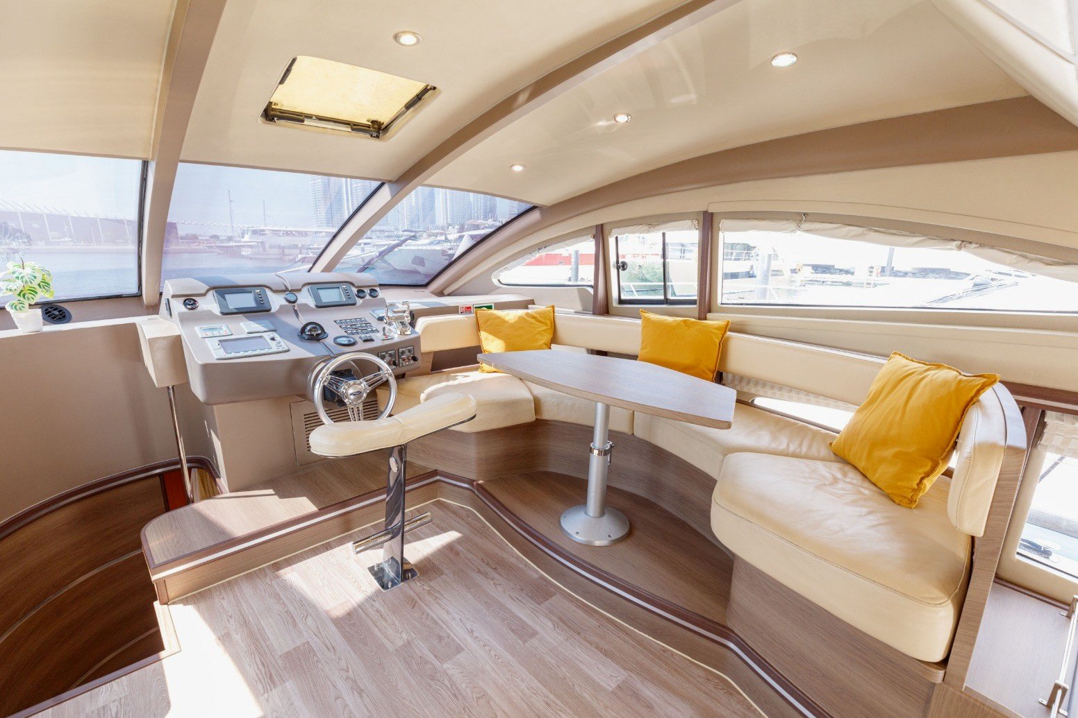 Numarine Veronika, gallery image 13