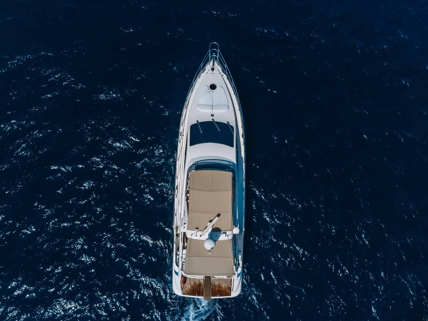 Azimut White Pearl, gallery image 7