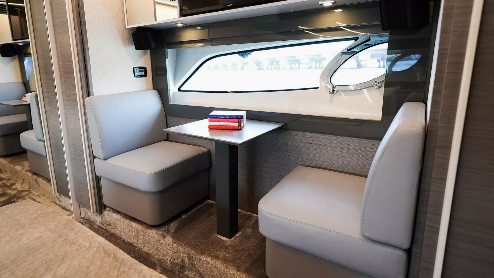 Pershing 5X Shark Grey, gallery image 11