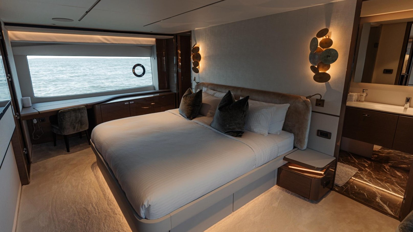 Princess 95X Super-flybridge, zdjęcie 4