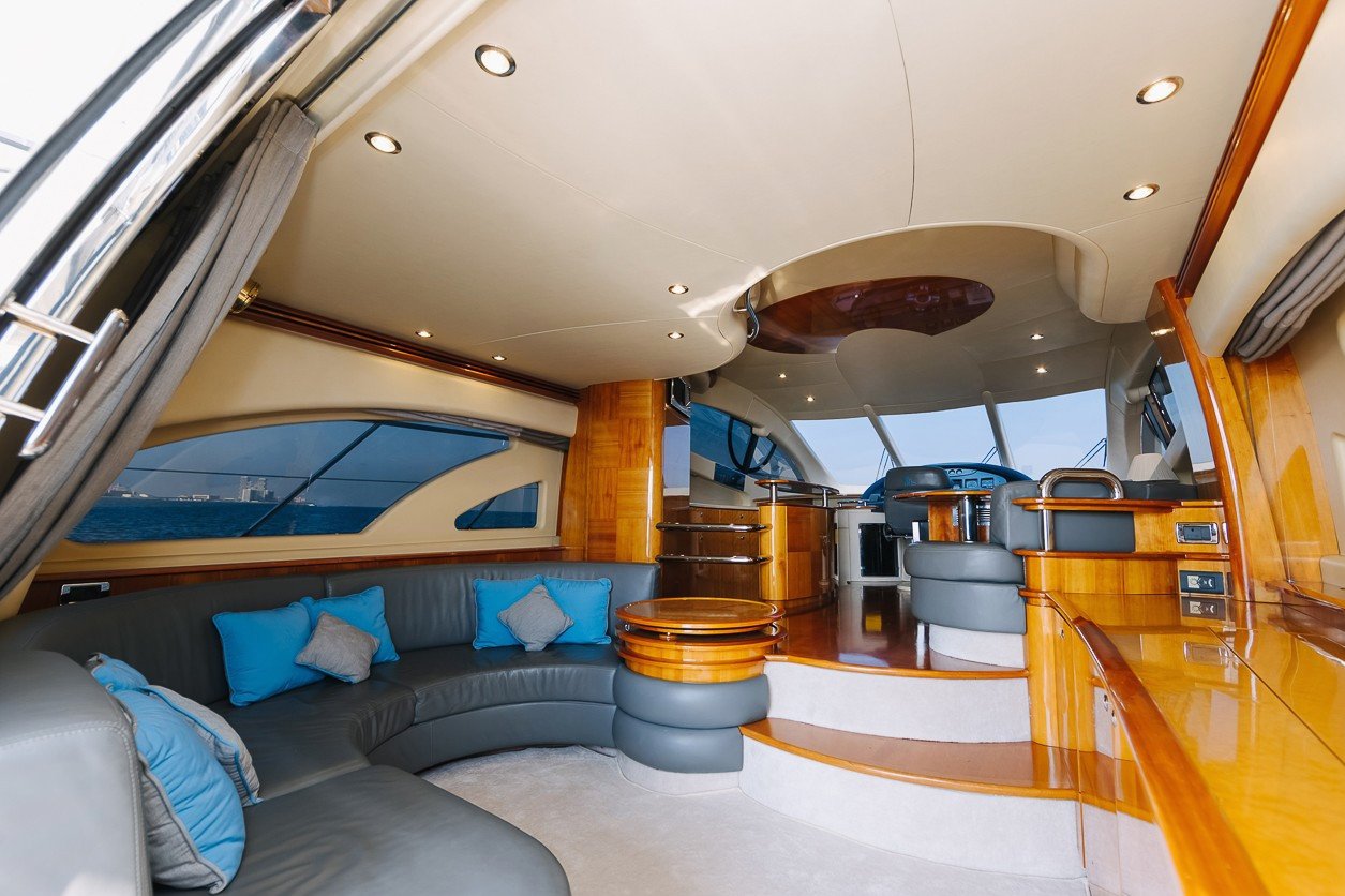 Azimut 8ofUs, gallery image 2