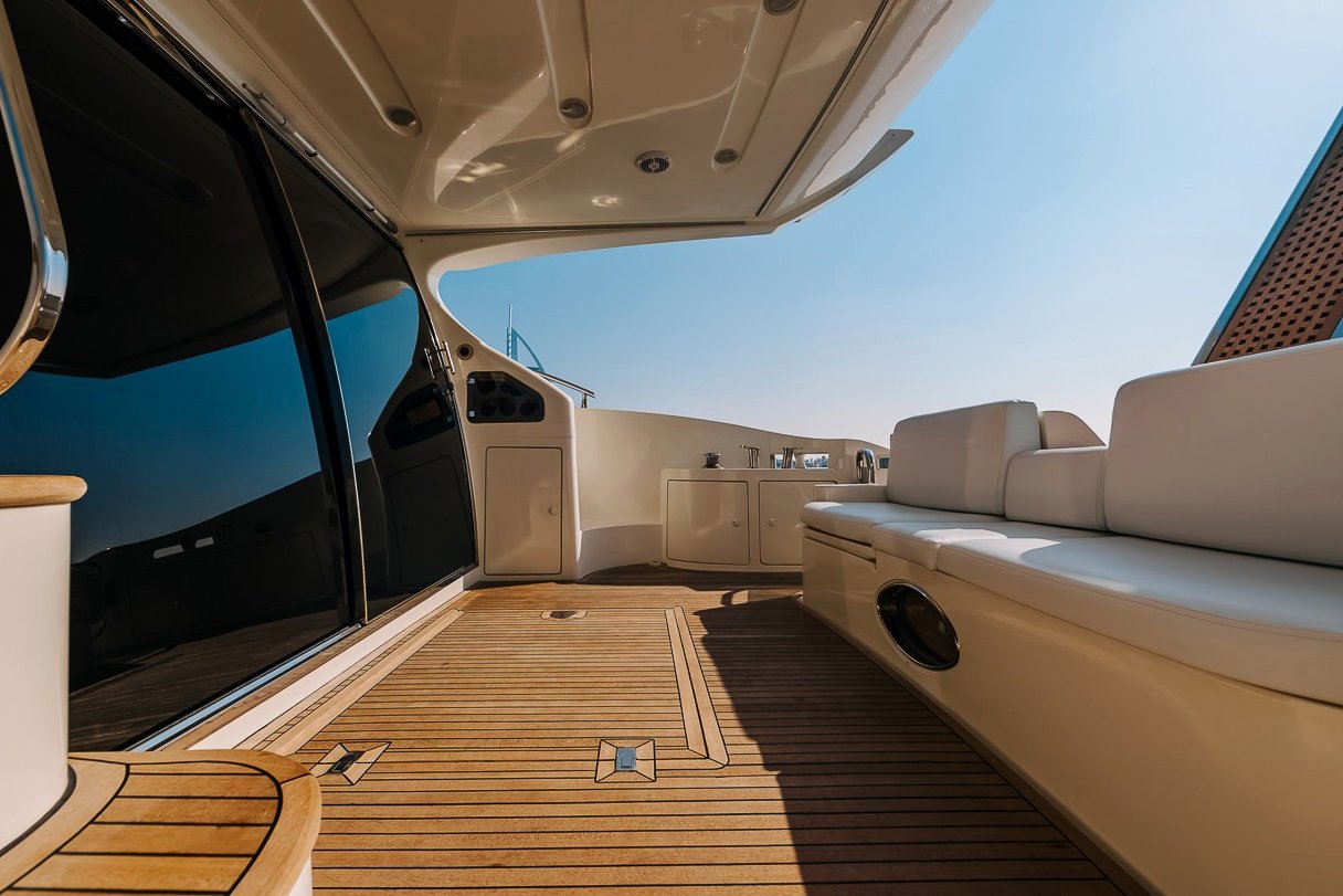 Azimut 8ofUs, gallery image 4