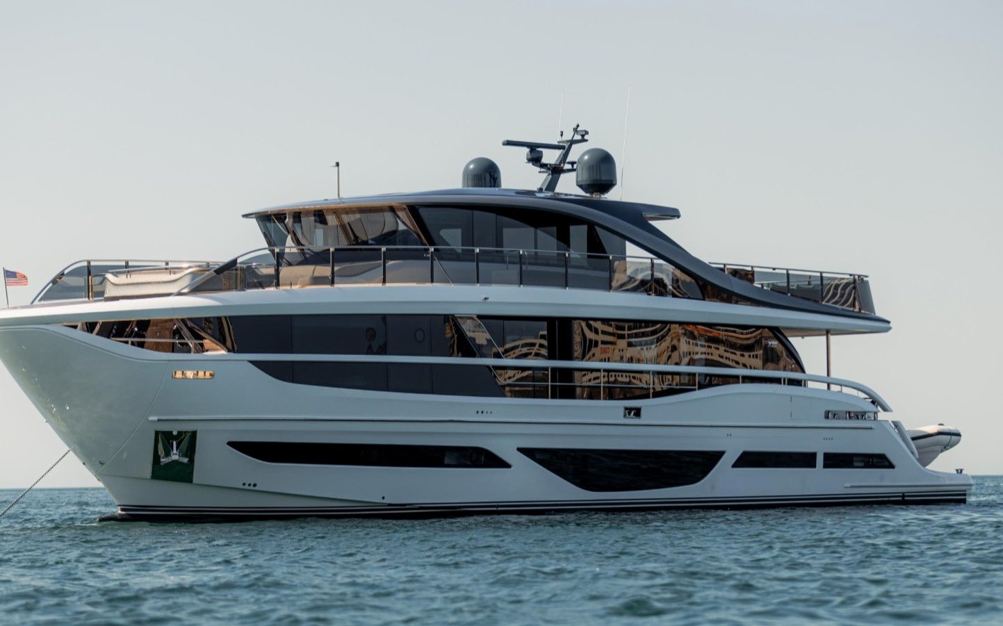 95 ft Princess 95X Super-flybridge
