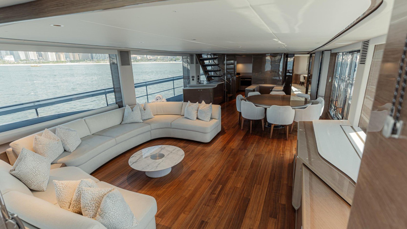 Princess 95X Super-flybridge, zdjęcie 3