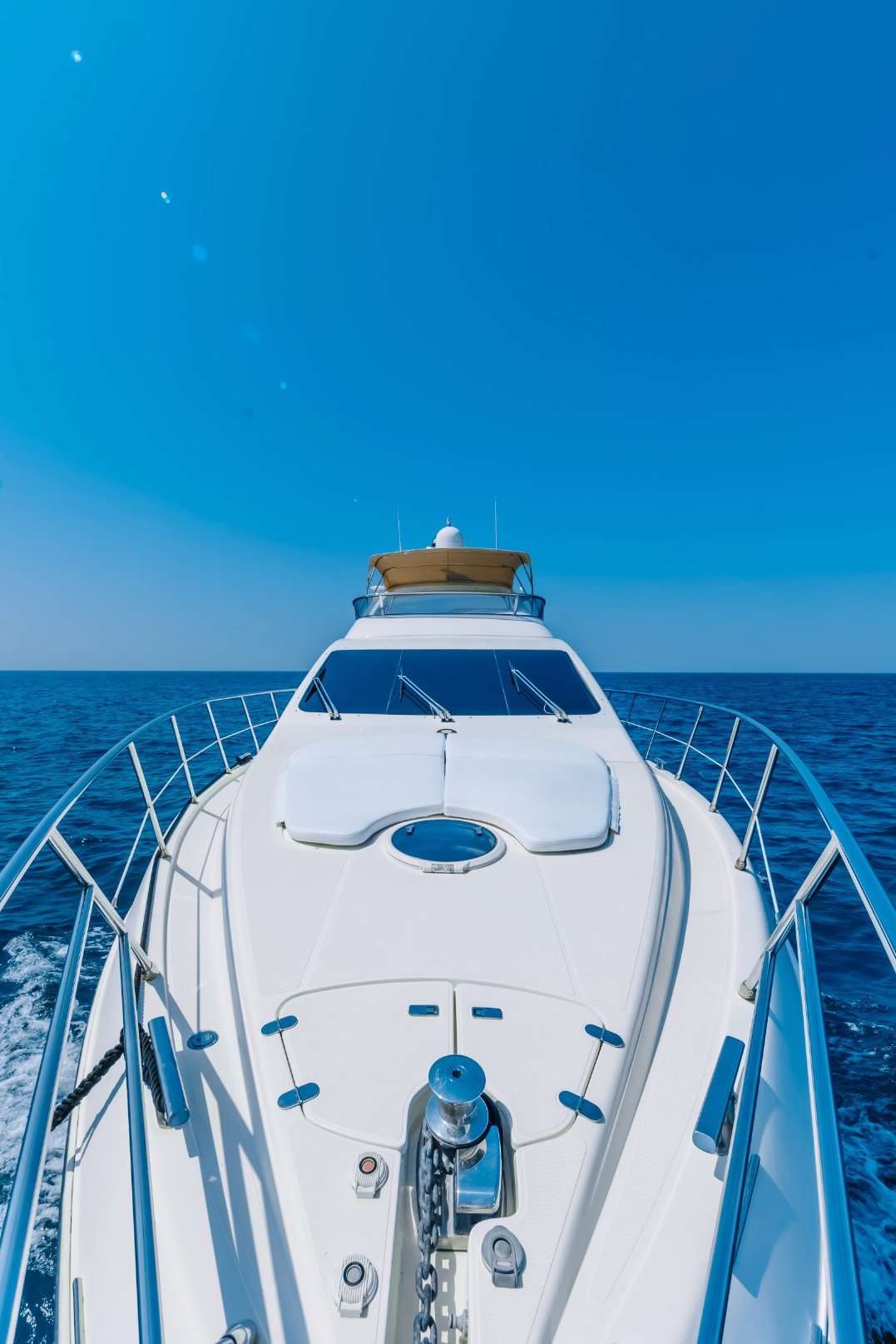 Azimut White Pearl, gallery image 9