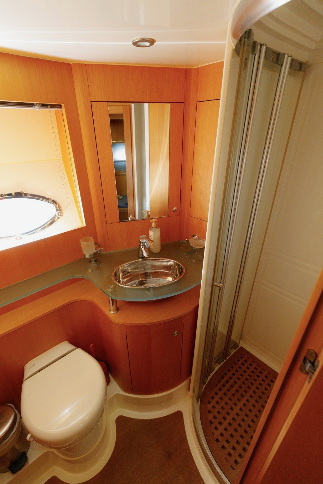 Numarine Veronika, gallery image 8
